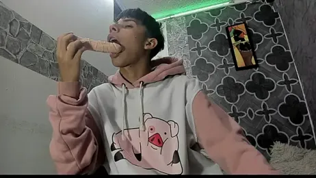 sexyboys_cutex18 — stripchatでウェブカムモデルオンライン