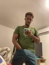 Axel_black10 — Stripchat stream photo (Mar 2026)