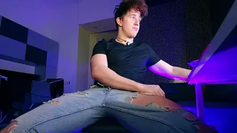 ChristianLevine_ — stripchatでウェブカムモデルオンライン