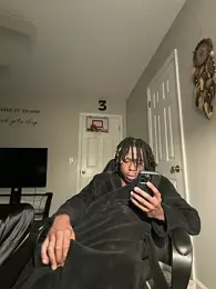 Thirdlegsuave — Stripchat stream photo (Mar 2026)