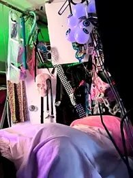 gurlnips — Stripchat stream photo (Mar 2026)