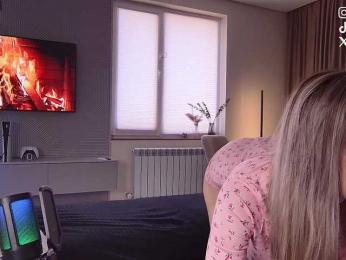 NIKI7377 — bongacamsでウェブカムモデルオンライン