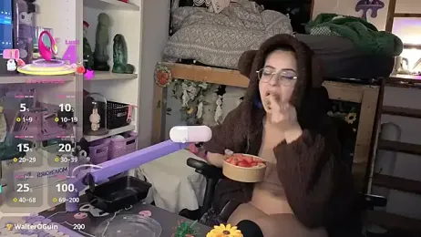 LisandreLaVenale — stripchatでウェブカムモデルオンライン