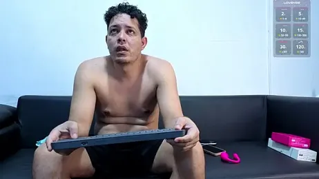 Revenge-Couple — Stripchat stream photo (Jan 2026)