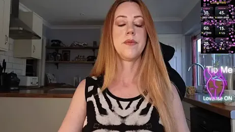 stripmequick — Stripchat stream photo (Apr 2026)