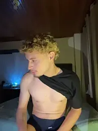 AleFoxx — Stripchat stream photo (Jul 2026)