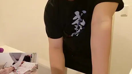 undo-busoku69 — stripchatでウェブカムモデルオンライン