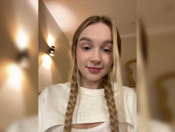 MimiMila — bongacamsでウェブカムモデルオンライン