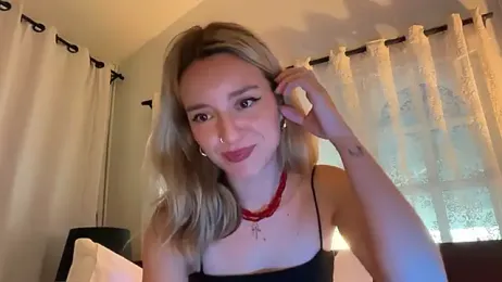 SirenaBelle — Stripchat stream photo (Dec 2025)