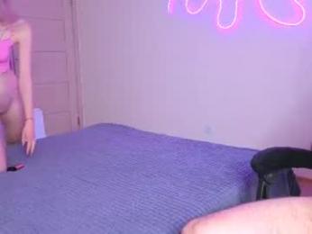 hello_kittykk — Chaturbate stream photo (Jun 2026)