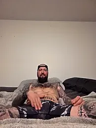 Beardedtattood — stripchatでウェブカムモデルオンライン