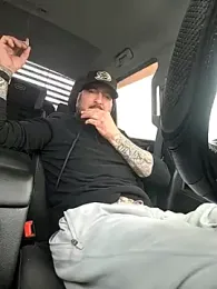 Beardedtattood — stripchatでウェブカムモデルオンライン