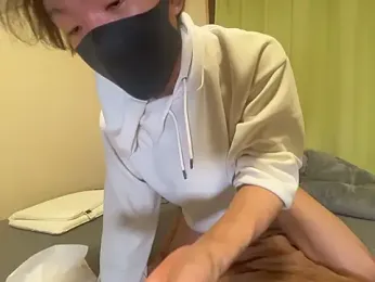 UKI06 — Stripchat stream photo (Mar 2026)