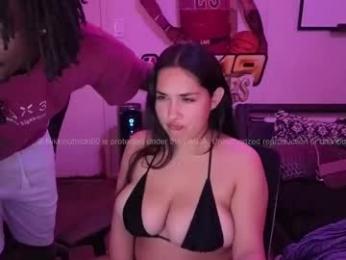 nikkinotnicki00 — Chaturbate stream photo (Mar 2026)