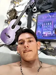 Hiroshi_Shen — Stripchat stream photo (Apr 2026)