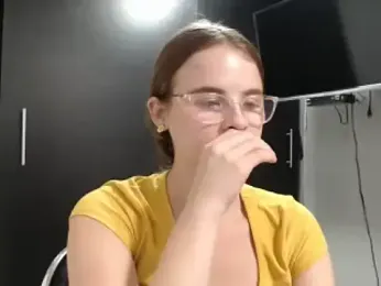 HellenMiyer1111 — Stripchat stream photo (Nov 2023)