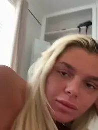 Irish_BarbieMilfx — Stripchat stream photo (Apr 2026)