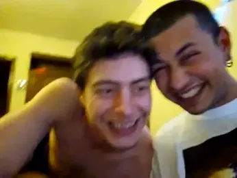 midnightbrothes1 — Stripchat stream photo (Apr 2026)