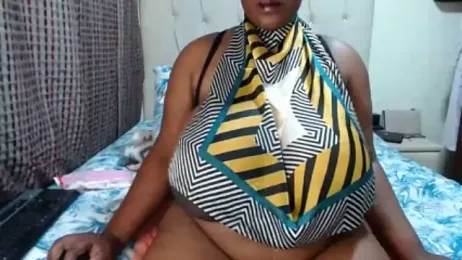 CHOCOLATEDARKBUSTYX — Stripchat stream photo (Nov 2023)