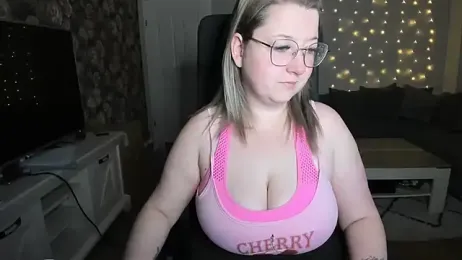 Lillyloo_ — Stripchat stream photo (Feb 2026)