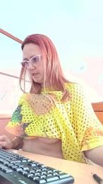 Cristinitapija — Cam4 stream photo (Apr 2026)