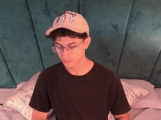 Aaron Ez — Flirt4free stream photo (Apr 2026)