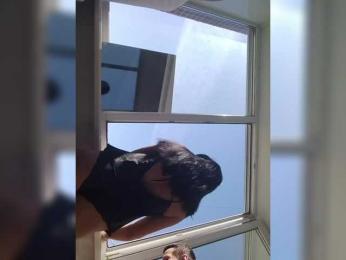 Laylay13 — bongacamsでウェブカムモデルオンライン