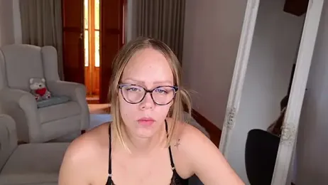 Naughty_Kitti — Stripchat stream photo (Nov 2025)