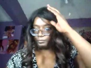 naomifux — Chaturbate stream photo (Feb 2026)