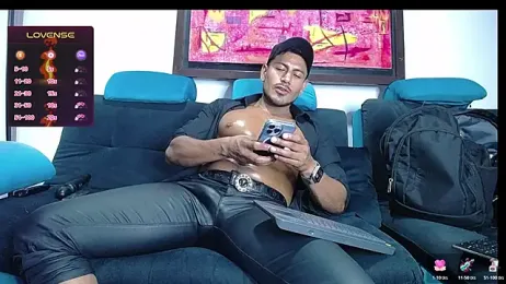 WillSandler — stripchatでウェブカムモデルオンライン