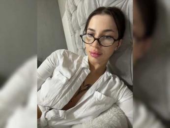 BabyDarii — Bongacams stream photo (Mar 2026)