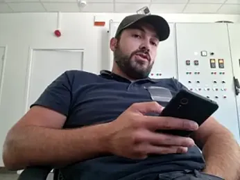 Instinctbrut — Stripchat stream photo (Jul 2026)