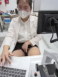 HinaLovely — Stripchat stream photo (Jun 2026)