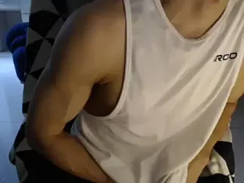 Kent6828 — stripchatでウェブカムモデルオンライン