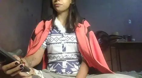 GATIINHA003 — Stripchat stream photo (Apr 2025)
