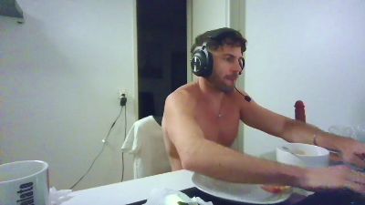 ALPHA_HUNK — Cam4 stream photo (Mar 2026)