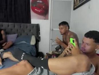 master_boy28 — Chaturbate stream photo (May 2026)