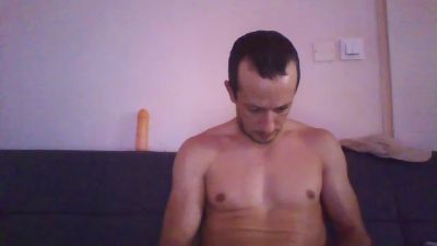 willy44bcg — Cam4 stream photo (Apr 2026)