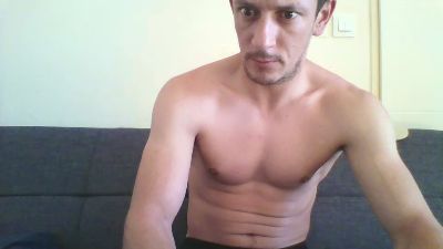 willy44bcg — Cam4 stream photo (Apr 2026)