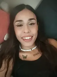 pretty_ariiel — Stripchat stream photo (Aug 2026)