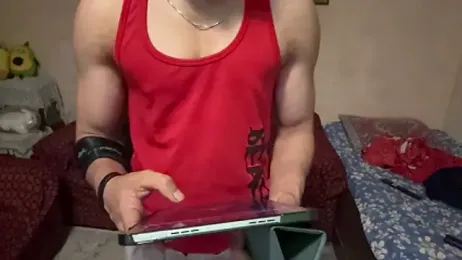 BadBoyBeast — stripchatでウェブカムモデルオンライン