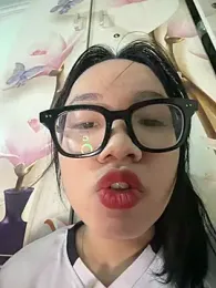 Emmiuuuu03 — stripchatでウェブカムモデルオンライン