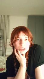 SoftRubyRed — Cam4 stream photo (Mar 2026)