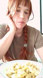 SoftRubyRed — Cam4 stream photo (Mar 2026)