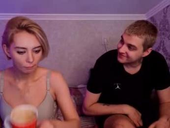 blond_icee — Chaturbate stream photo (Mar 2026)