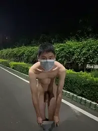 Benson18y — stripchatでウェブカムモデルオンライン