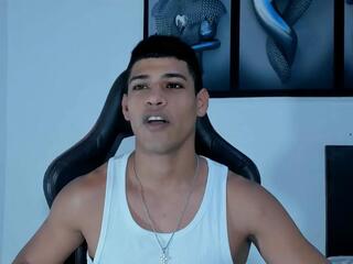 Dereck Hartmann — Flirt4free profile photo