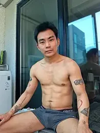 __Silas__ — stripchatでウェブカムモデルオンライン