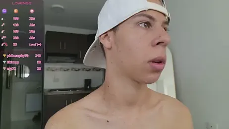 grey___27 — Stripchat stream photo (Mar 2026)