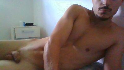 OliverShy — Cam4 stream photo (Aug 2026)